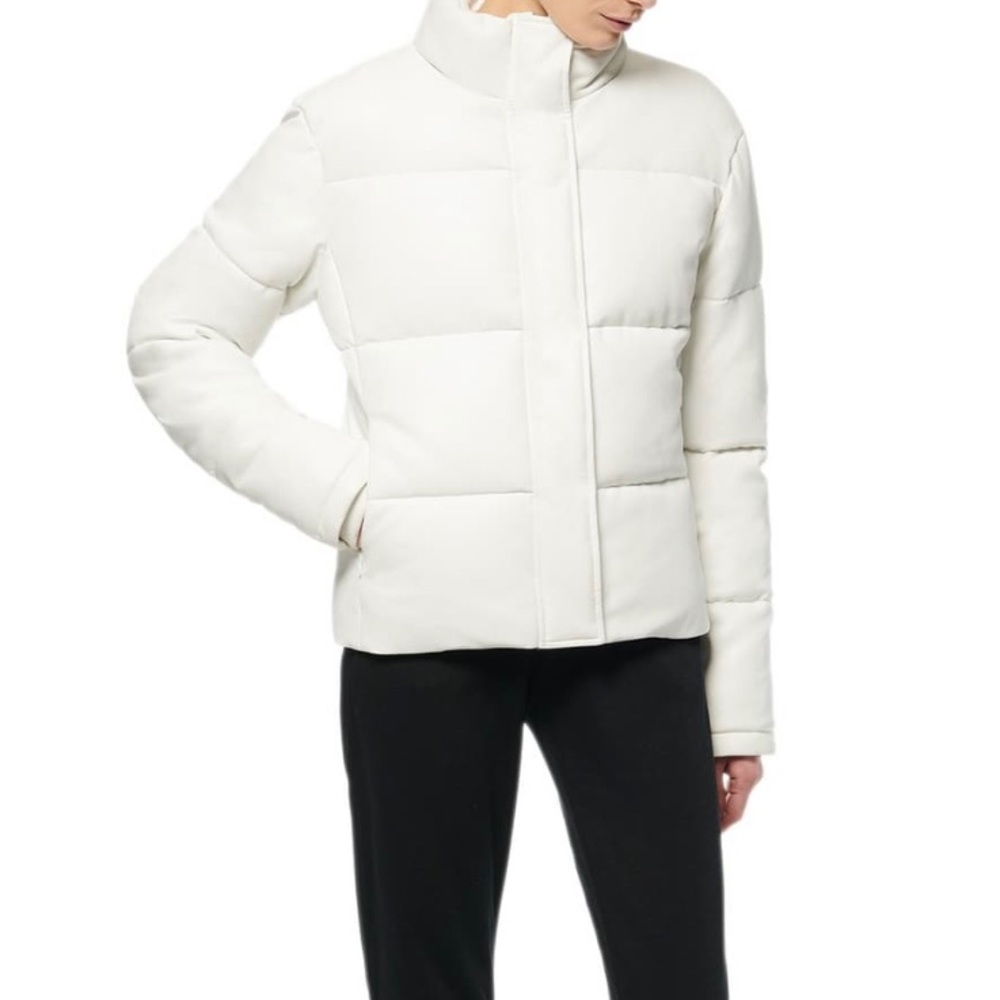 Ivory puffer